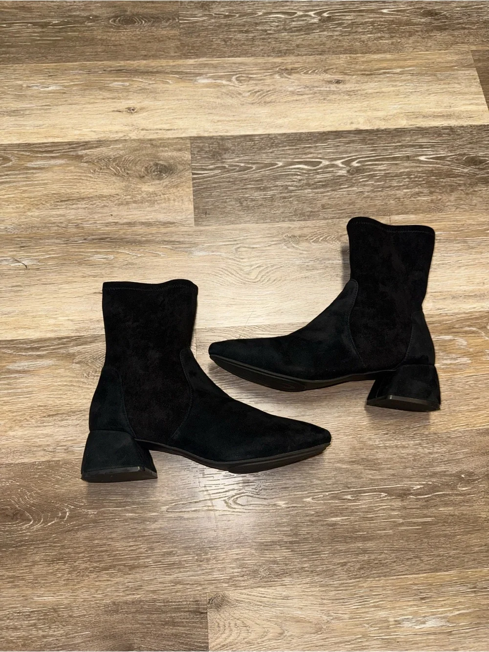 Kenneth Cole GENTLE SOULS - EMILY suede side zip boot
